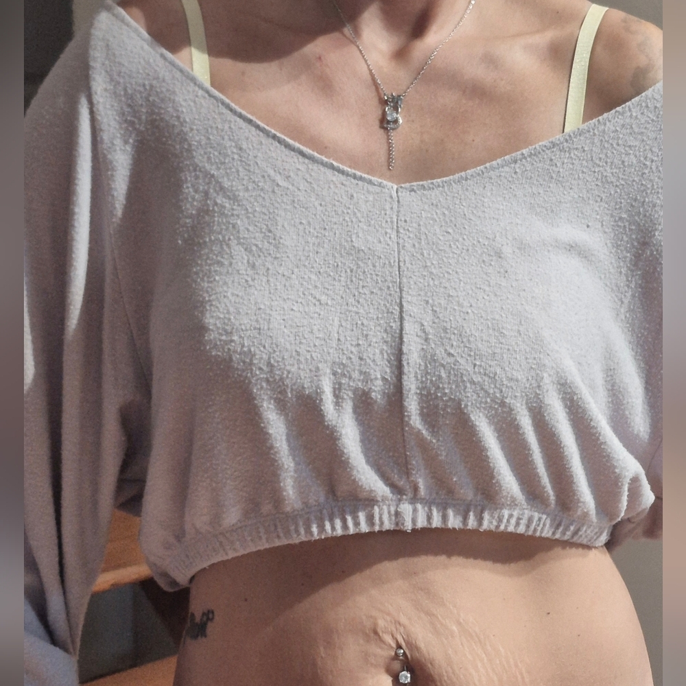 Women's Gray Cropped Top